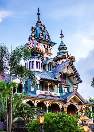 Mystic Manor