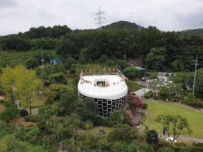 Mr. Toilet House