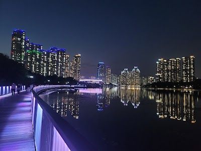 Gwanggyo Lake Park