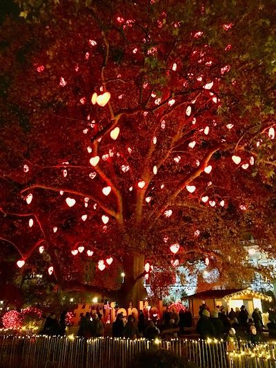 Herzerlbaum Wiener Christkindlmarkt