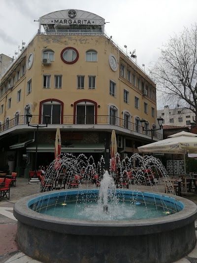 Ladadika