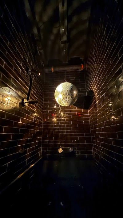 Jolene Sound Room