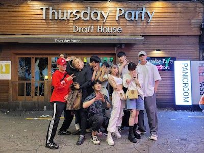 Thursday Party, Seomyeon